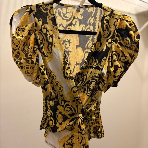 Fashion Nova Black & Gold Baroque Wrap Top – New Without Tags, Flattering Fit - Picture 3 of 7